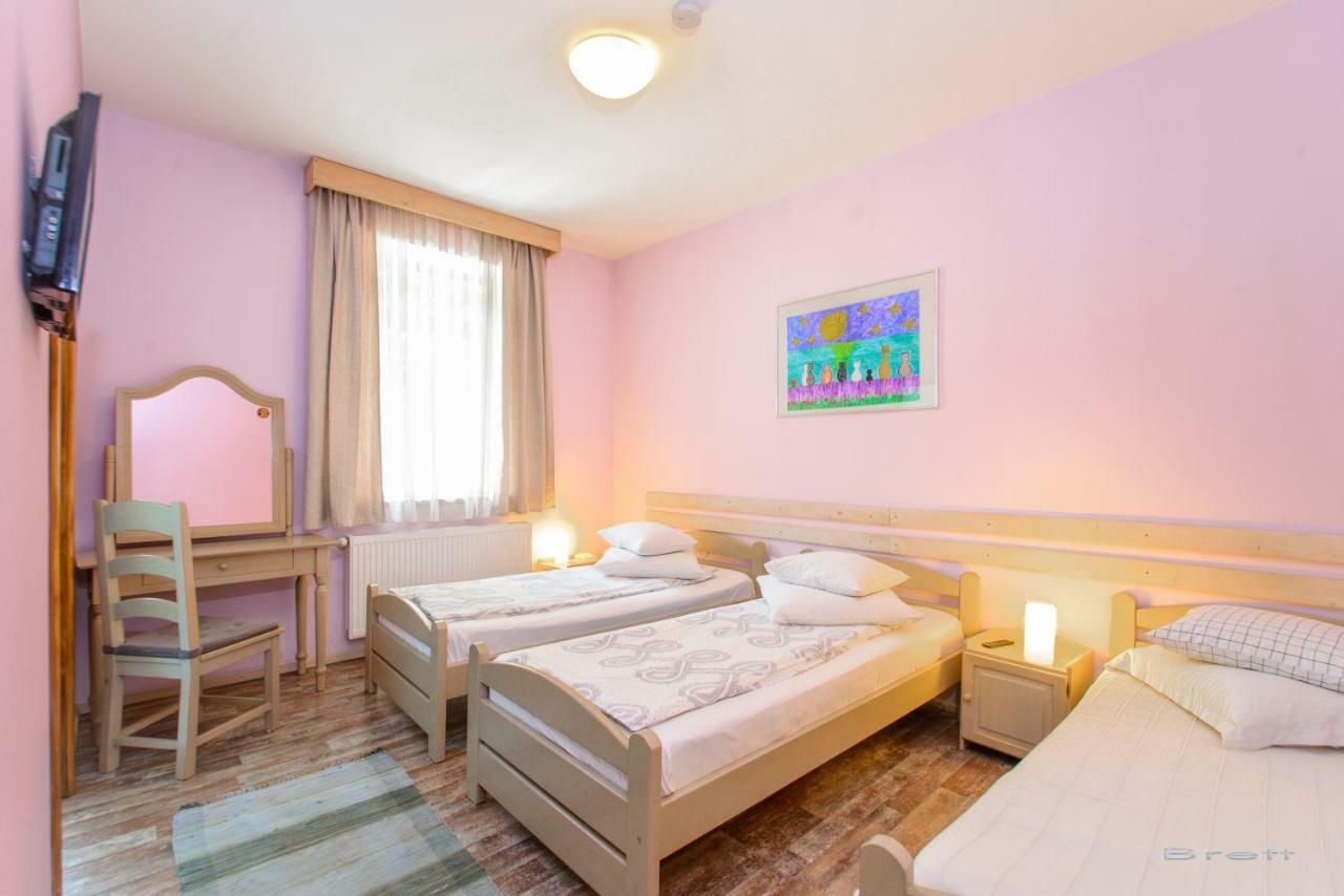 Mango Rooms Брашов Экстерьер фото